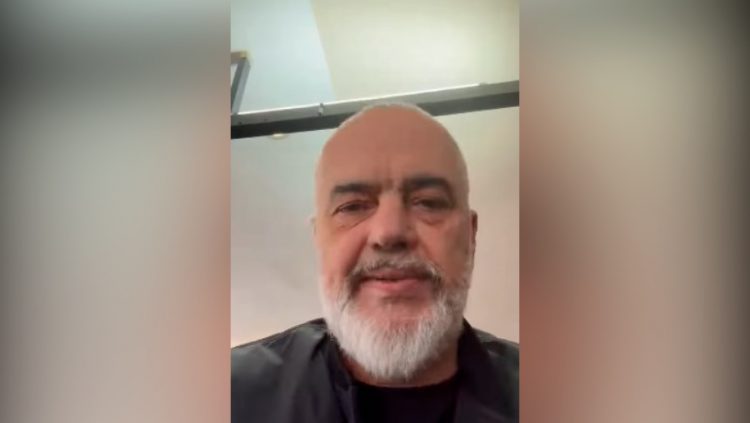 Video/Kryeministri Rama batuta me qytetarët në Vorë: Më kanë mësyrë demokratët e socializum