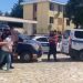 Emrat/Degradon sherri në Vaun e Dejës, dy persona kërcënojnë njëri-tjetrin me armë zjarri, policia i arreston