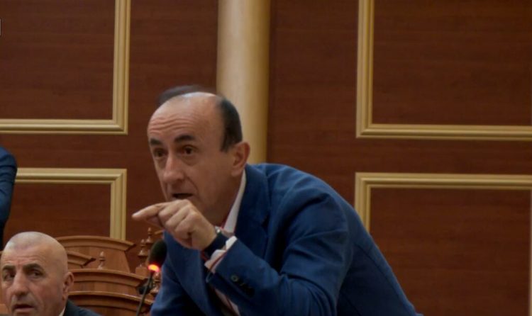 Kuvendi miraton rezolutën anti-korrupsion, Sula: Skenar ogurzi i pengimit të drejtësisë së pavarur