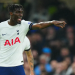 Futbollisti i Tottenham sulmohet me gaz lotsjellës në Francë, i vjedhin orën 260 mijë paund