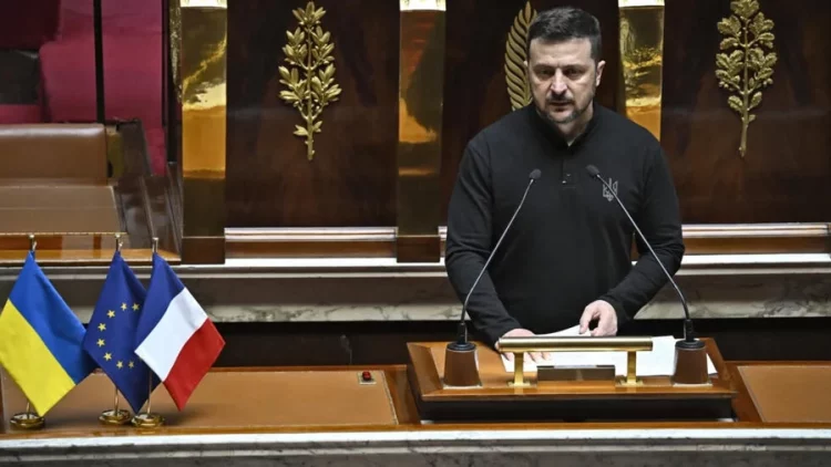 “Evropa nuk është më një kontinent paqeje”, Zelensky në Parlamentin francez: Putin riktheu nazizmin