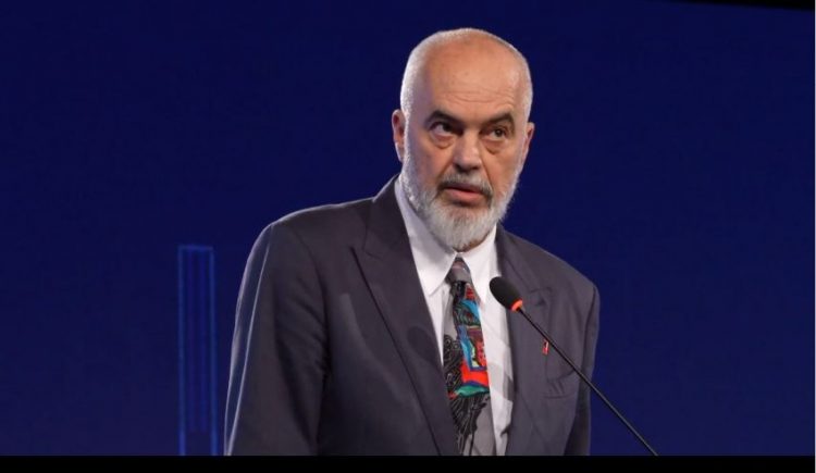 “Si është Kosova në sytë tuaj?” Rama “nervozohet” me drejtuesen e panelit: Ky është kurth! 