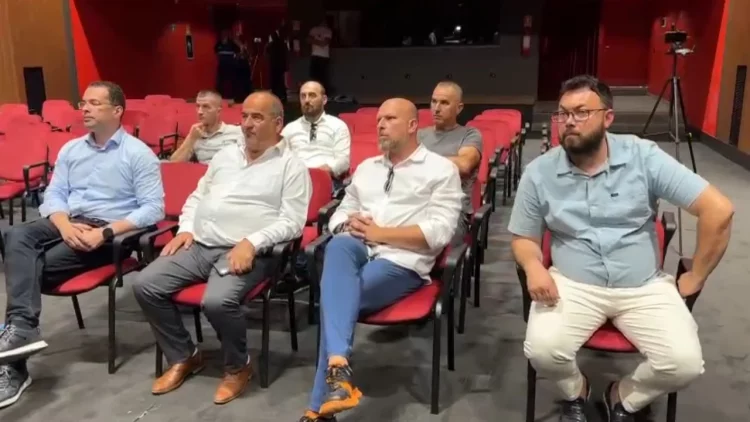 Arqile Bollano zgjidhet kryetari i ri i komanduar i Bashkisë së Himarës