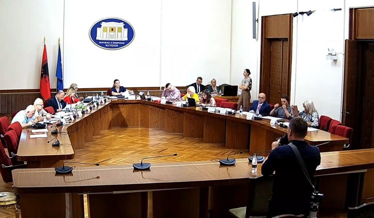 “I keni rruajtur lekët”, Korreshi-Ndrecës: Nuk mund të paragjykosh ti…