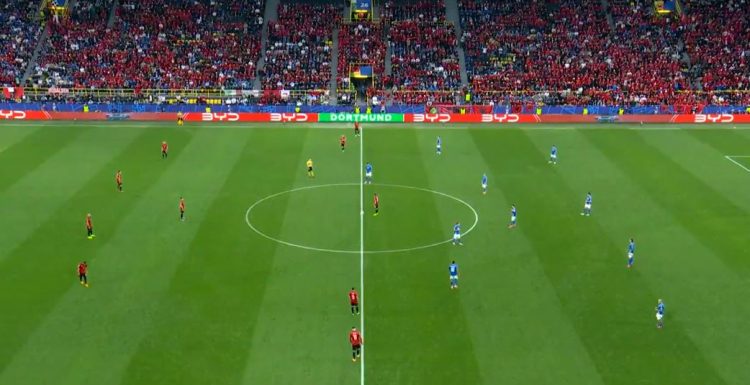Gol kuqezinjtë, Shqipëria ndëshkon Italinë në sekondat e para