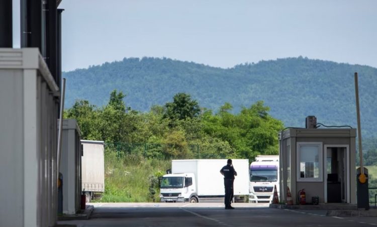 Kosova do t’i dorëzojë Serbisë mbetjet e tre trupave të vrarë gjatë luftës