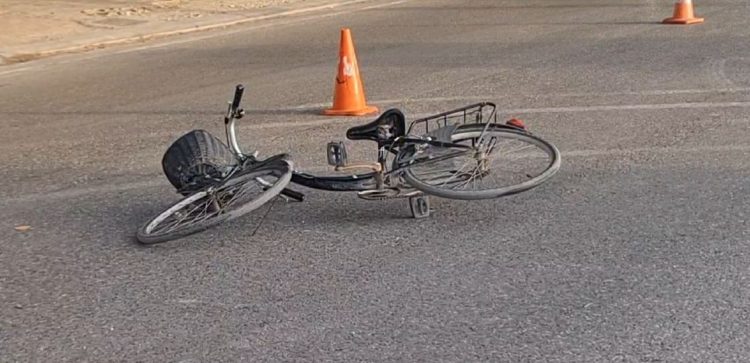 Aksident në aksin Fier-Levan, automjeti merr para një person teksa po lëvizte me biçikletë