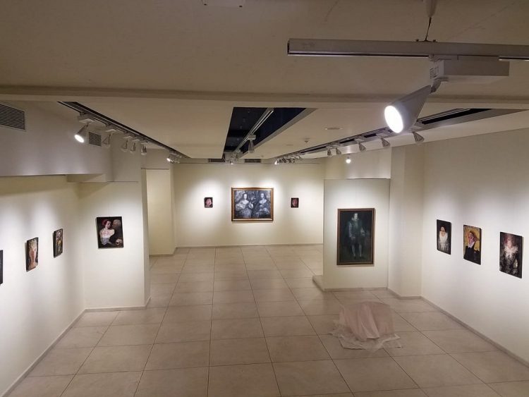 Burrat shqiptarë shkojnë në aktivitete kulturore më shumë se gratë