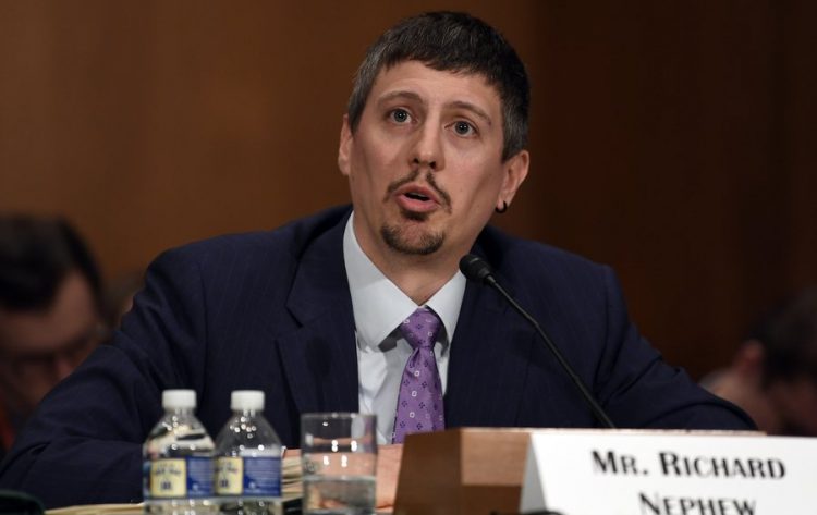 Koordinatori amerikan kundër korrupsionit global vjen në Shqipëri