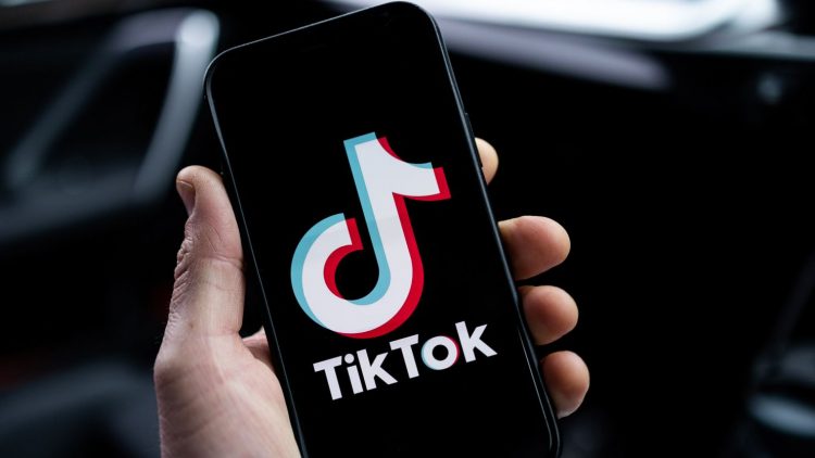 Kosova ndalon përdorimin e TikTok-ut në institucionet publike 