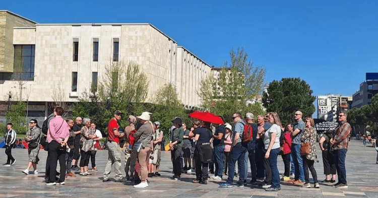 Rekord turistësh, 3.3 milionë në 5 muaj