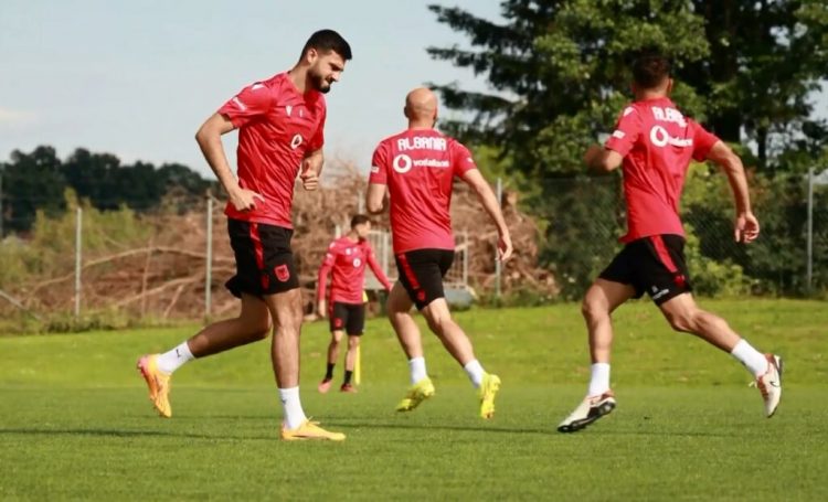 Kombëtarja përgatitet për Italinë, skuadra analizon skemat e kundërshtarit