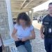 Po largoheshin pas vizitës në Shqipëri, Policia në Rinas i dorëzon portofolin e humbur turistëve