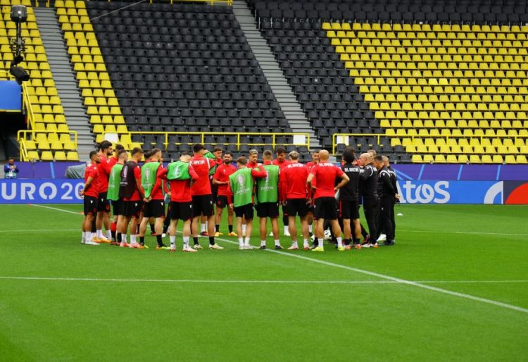 Shqipëria është gati për përballjen me Italinë