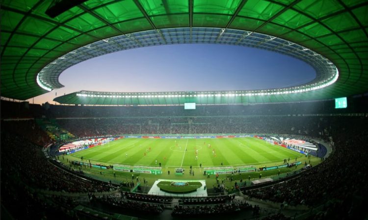 Ndeshjet e Euro 2024 do të gjykohen me mikroçip