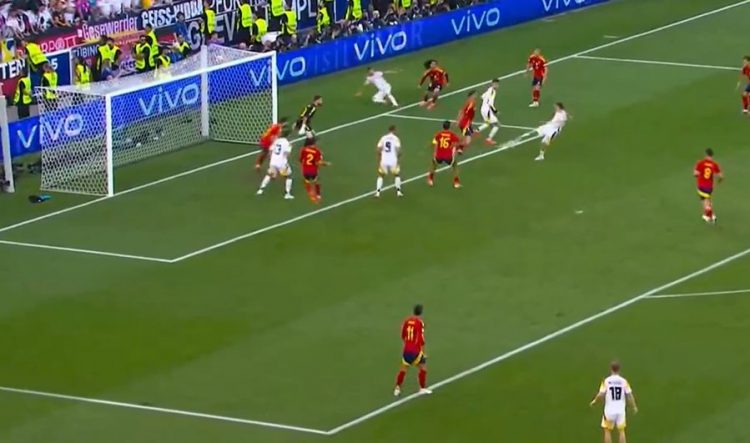 Ndeshja Spanjë-Gjermani, gjermanët barazojnë shifrat