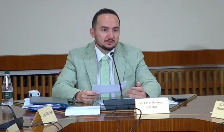 Nis mbledhja e Komisionit Hetimor për TIMS, Salianji: Për mbledhjet me dyer të mbyllura duhet të zbardhen procesverbalet ose të ripyeten dëshmitarët