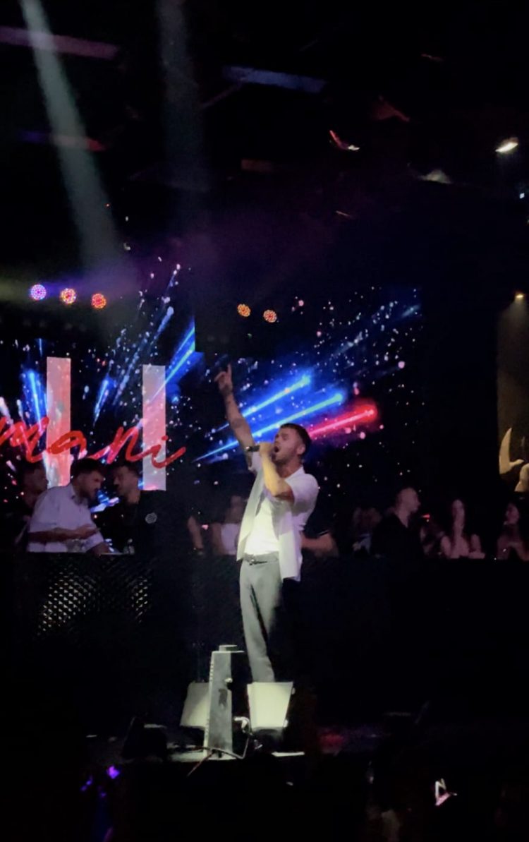 Mijëra pushues në Green Coast, festa me DJ dhe këngëtarët më të njohur