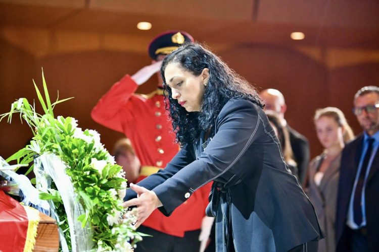Osmani për Kadarenë: Lamtumirë, titani i letërsisë, liria e Kosovës për të ishte triumfi i kombit shqiptar