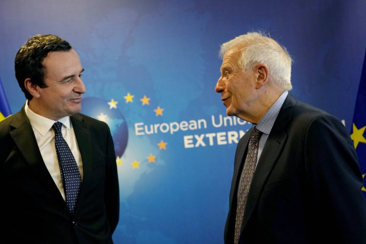 Kush është fajtor për ngecjen në dialogun Kosovë-Serbi?