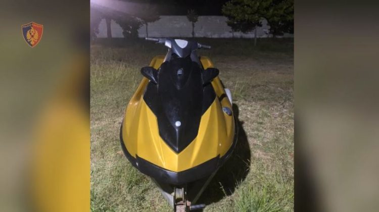 Manovra të rrezikshme me Jet Ski pranë pushuesve, e pëson keq i riu në Velipojë 
