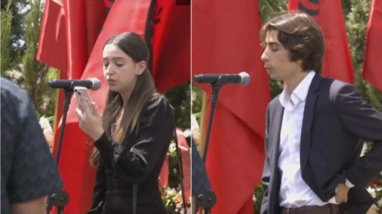 Video/ “Lamtumirë baba!” Mes lotësh, mbesa dhe nipi përcjellin Kadarenë për në banesën e fundit 