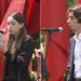 Video/ “Lamtumirë baba!” Mes lotësh, mbesa dhe nipi përcjellin Kadarenë për në banesën e fundit