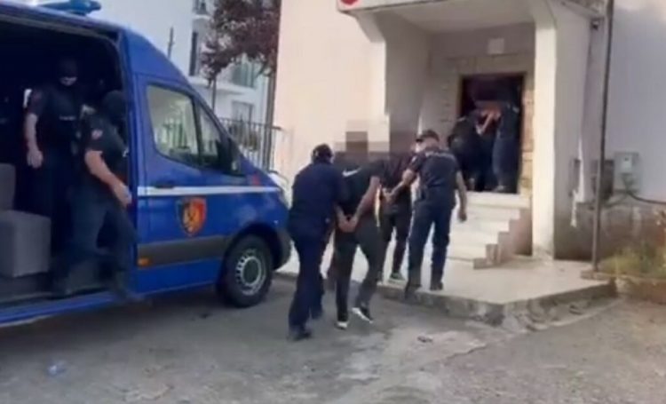 Policia bën bilancin për muajin qershor, janë arrestuar 378 persona, 25 prej tyre ishin në kërkim kombëtar