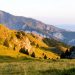 Turistët e aventurës “pushtojnë” majën e Korabit