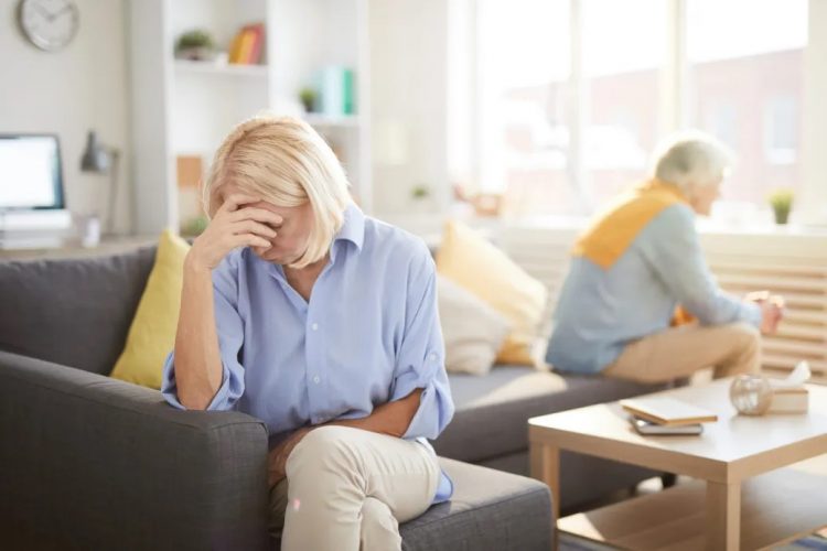 Censi, divorcet kulmojnë në moshën 40-50 vjeç 