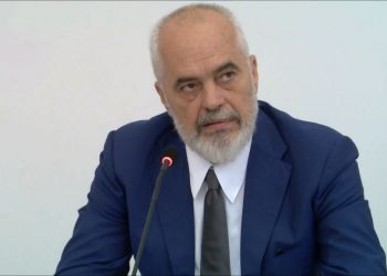 “Legjitime revolta e popullit”, Rama: Mjaftojnë 5 maskarenj si merimangat e Onkologjikut që mjekët të shihen me dyshim 