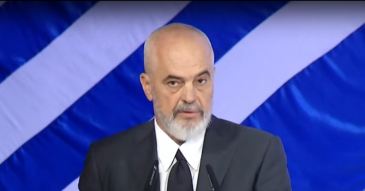 Lamtumira për Kadarenë, Rama: Meriton të prehet në një banesë të fundit që të jetë vetëm e tij 