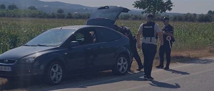 Atentati me tre viktima në Memaliaj, Policia vijon kontrollet në aksin Levan-Tepelenë