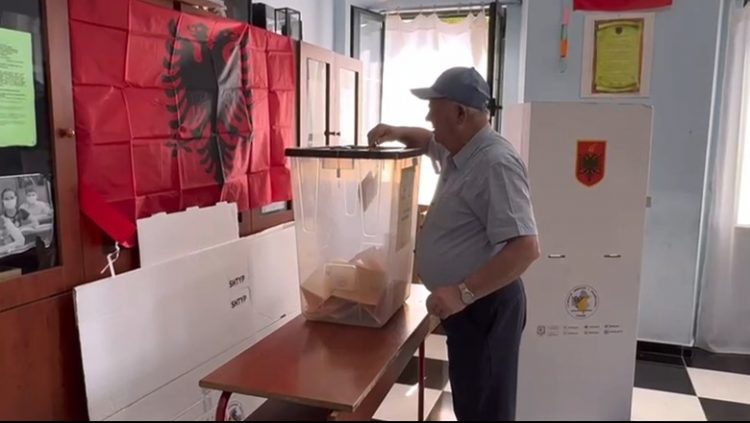 Zgjedhjet në Himarë/ KQZ nxjerr shifrat: Deri në orën 16:00 kanë votuar 31.37 për qind