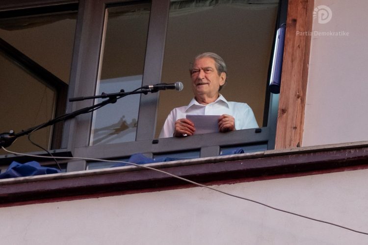 Zgjedhjet në Himarë/ Berisha: Sot votuan edhe qytetarë të ardhur nga Dropulli dhe zona të tjera