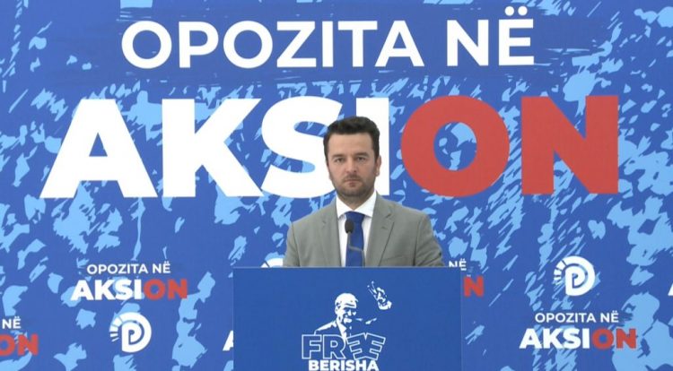 Vrasja e 42-vjeçarit në Pogradec, PD: Të dorëhiqet shkarkohet drejtuesi i komisariatit