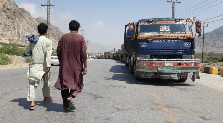 Përleshje vdekjeprurëse mes trupave afgane dhe pakistaneze
