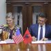 Ministri i Mbrojtjes firmos memorandumin me të ngarkuarën me punë të SHBA, Nancy VanHorn: Një këshilltar amerikan pranë Ministrisë së Mbrojtjes