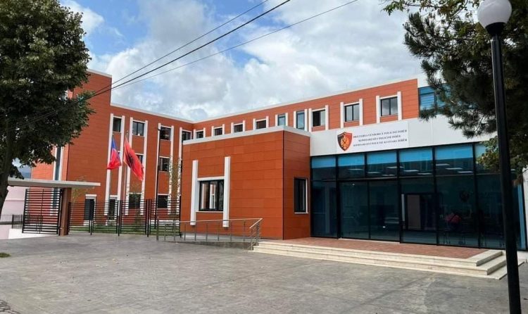 Dhunoi shefin e Policisë Bashkiake të Bulqizës më 2023, arrestohet 19-vjeçari