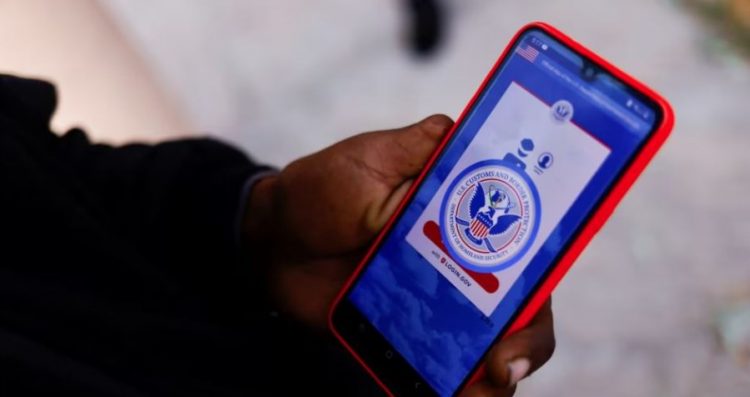 Gjykatësi federal pezullon përkohësisht programin e emgracionit për bashkëshortët e shtetasve amerikanë
