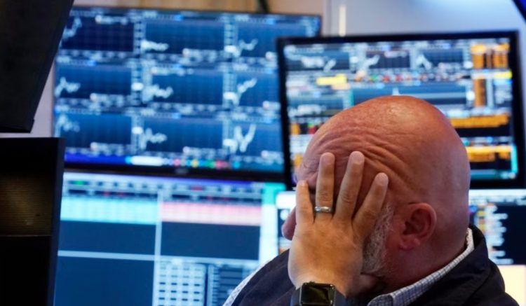 Shqetësimet mbi ngadalësimin e ekonomisë amerikane shkaktojnë rënie të mëdha në tregjet e aksioneve