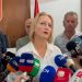 Fermerët e Maliqit protesta për prodhimet e mbetura stok, ministrja Denaj: Nuk bën sens aplikimi poshtë 5 hektarë!