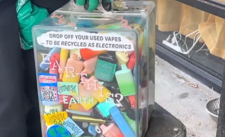 Cigaret elektronike shkaktojnë ndotje në mbarë botën