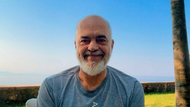 Sezoni turistik, kryeministri Rama: 5 destinacionet më të preferuara të vizitorëve në vendin tonë