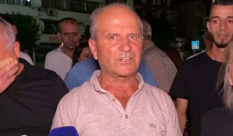 Homazhe në Pogradec për Egli Progën, babai dhe motra e tij kërkojnë drejtësi