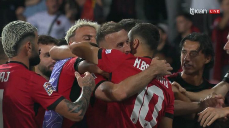 Zgjat pak festa e ukrainasve, kuqezinjtë shënojnë golin e barazimit 