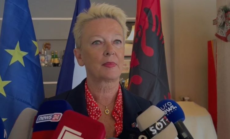 Ambasadorja e Francës nga Korça: Ne mbështesim rrugëtimin e Shqipërisë drejt Bashkimit Europian! 