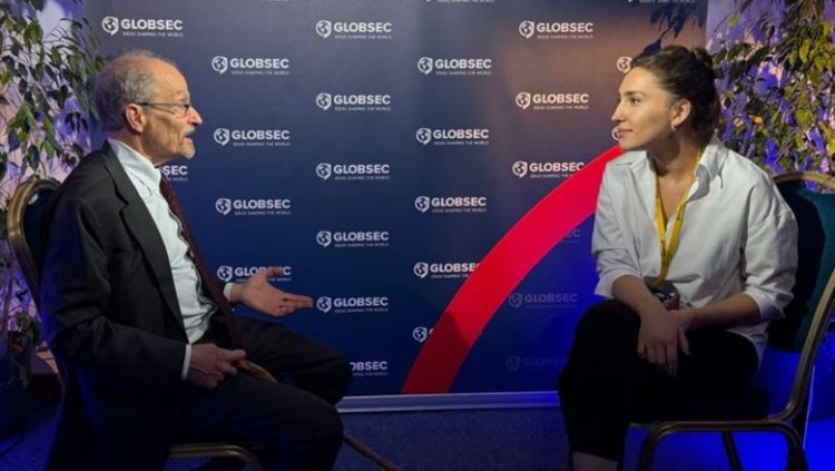 Ish-ndihmës Sekretari amerikan: Qeveria e Kosovës po e bën Beogradin të duket si palë e dëmtuar