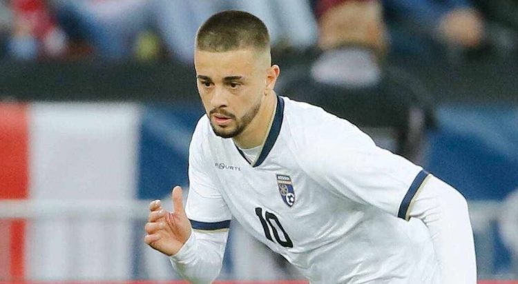 Skandal te Kombëtarja e Kosovës/ 3 futbollistë përjashtohen nga grumbullimi