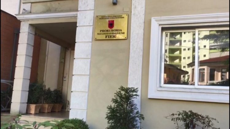 Sekuestrohen dy apartamente në Fier, pronari i dënuar për trafik droge në Austri